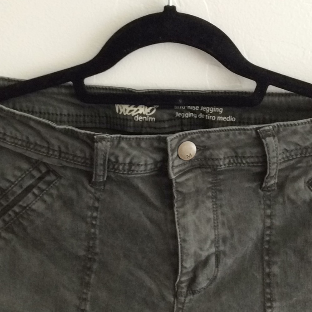 Mid Rise Jegging Green - Picture 4 of 5